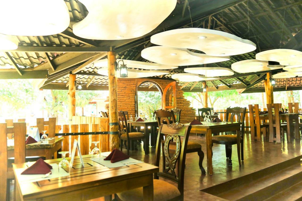 Avasta Resort And Spa Anuradhapura Dış mekan fotoğraf